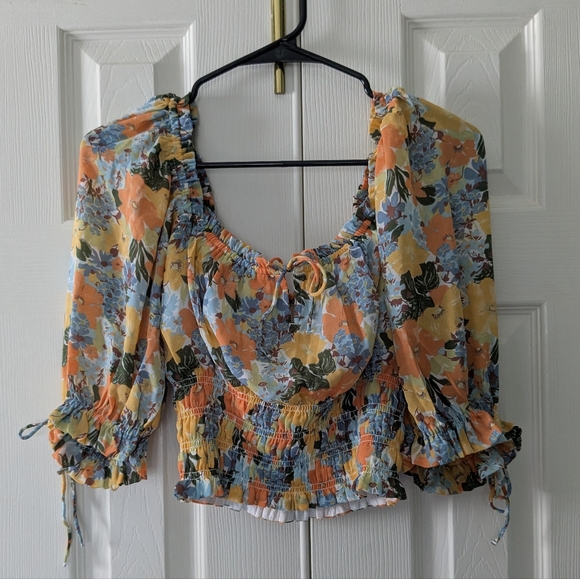 A&F Ruched Square neck top - Picture 3 of 3